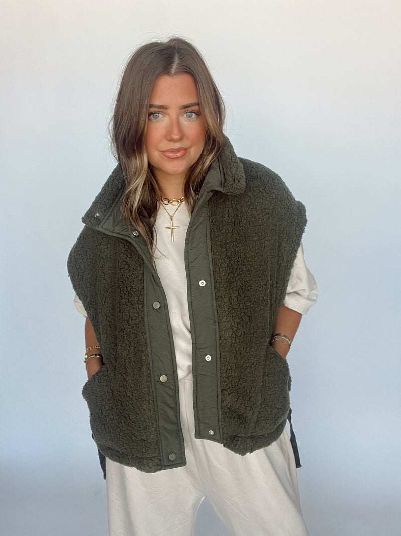 The Teddy Vest | OLIVE