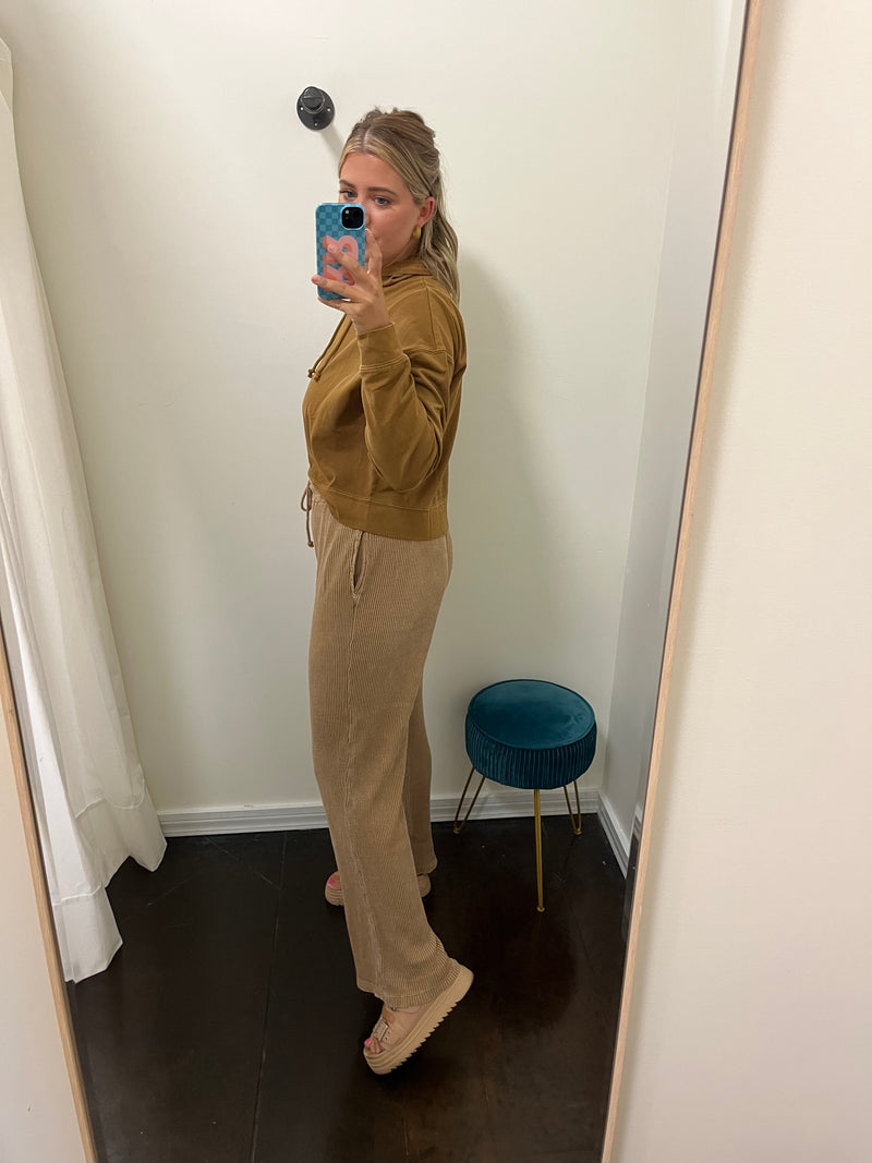 Pale Brown Set