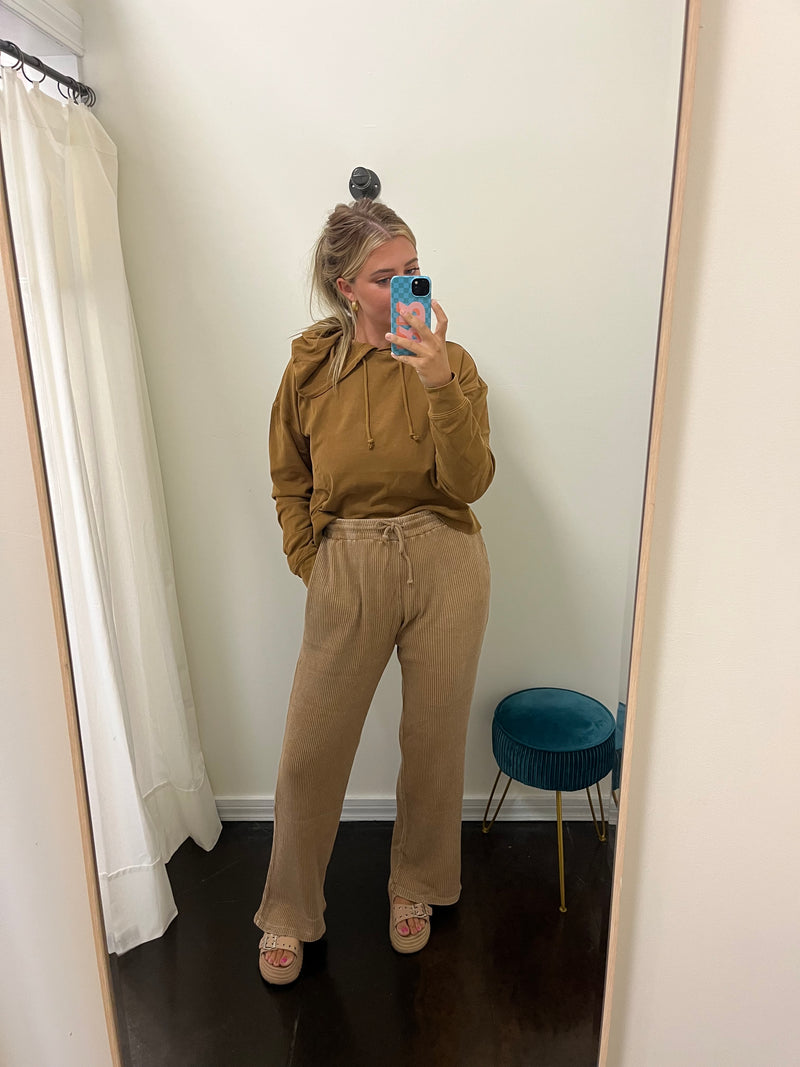 Pale Brown Set