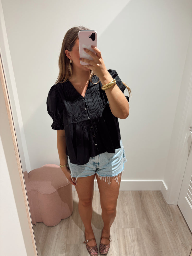 Black Puffed Sleeve Top