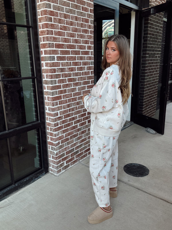 Floral Cream Set