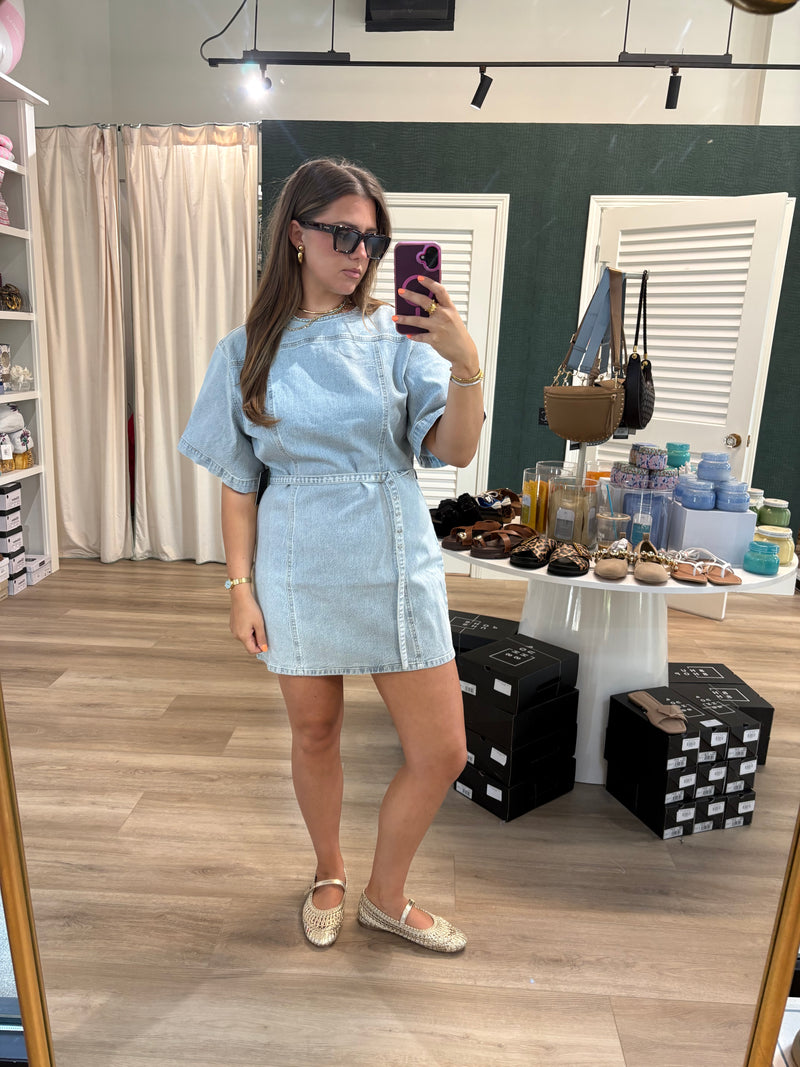 Belted Denim Dress – Coral Boutique