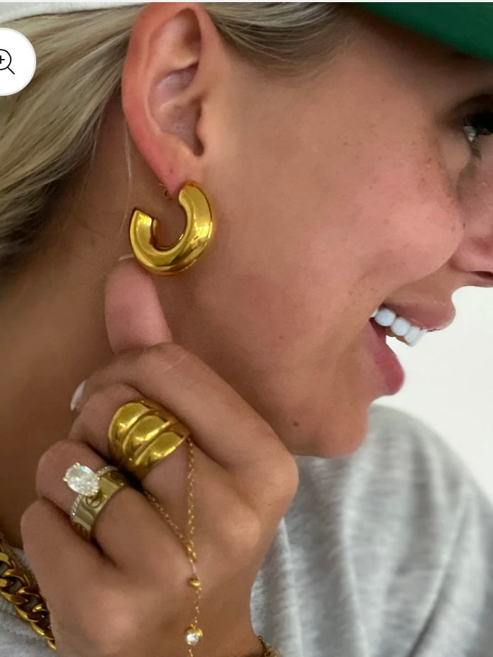 Gold Smooth Hoops