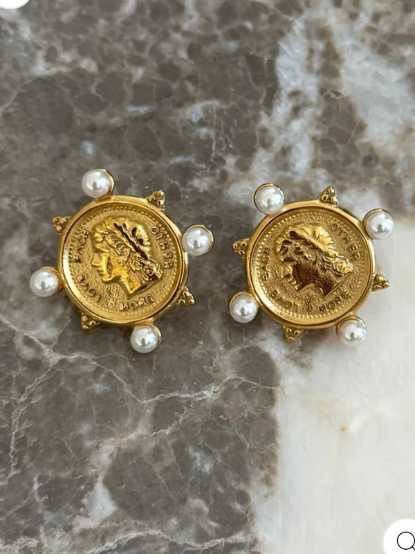 Pearl Coin Earring