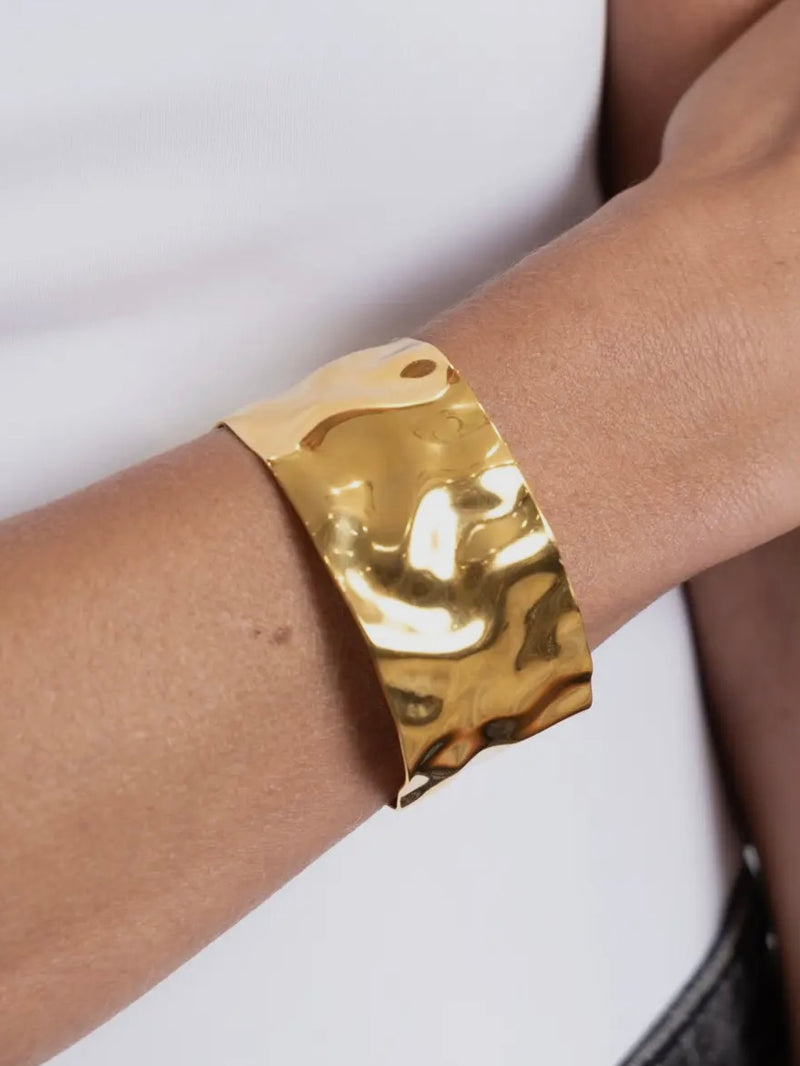 The Hammered Cuff
